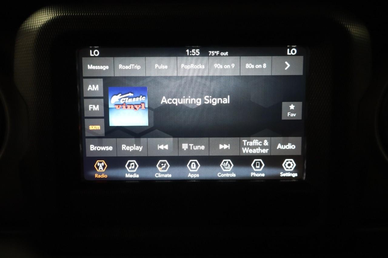 Jeep Wrangler Unlimited Vehicle Full-screen Gallery Image 15