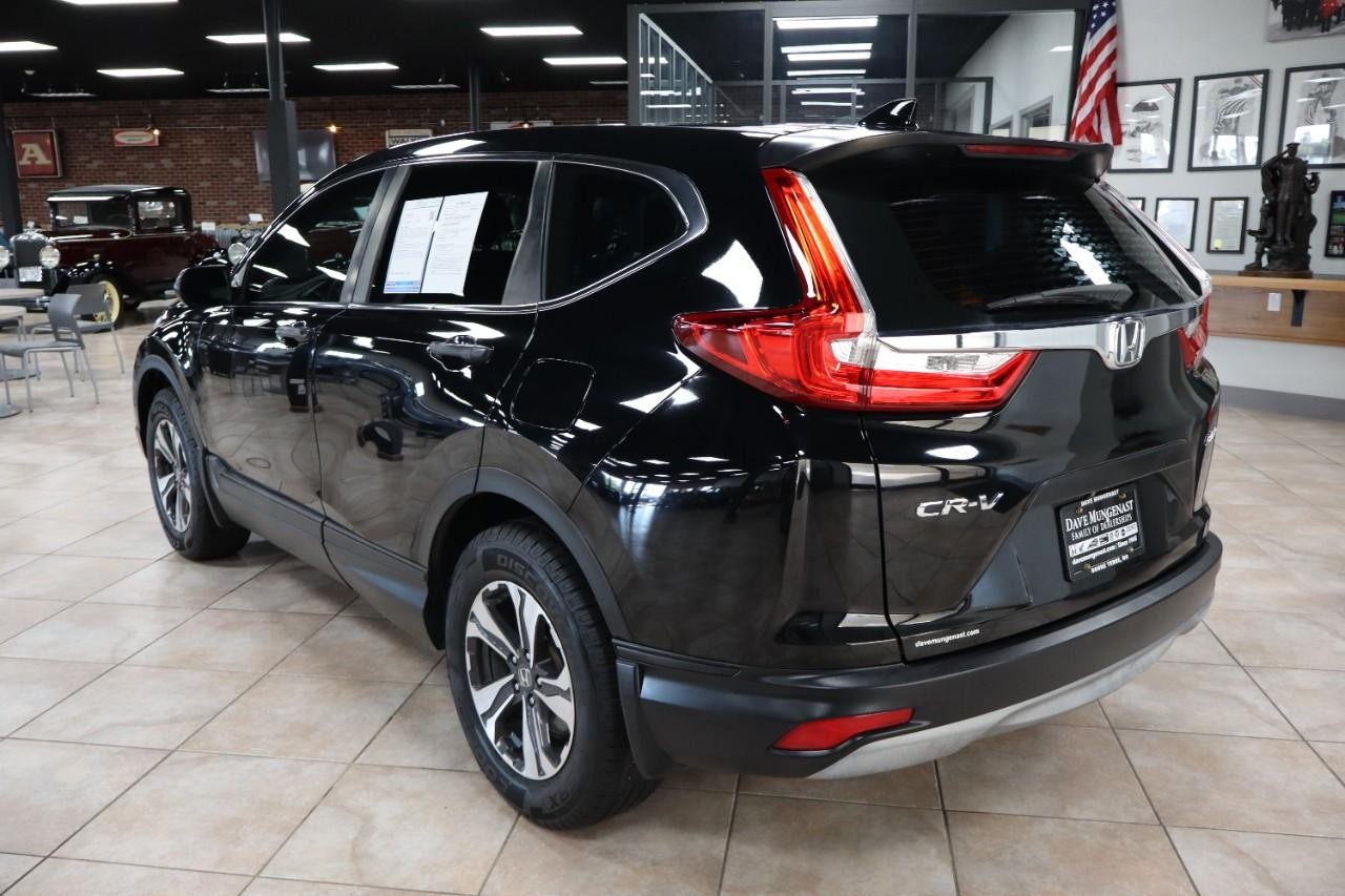 Honda CR-V Vehicle Full-screen Gallery Image 3