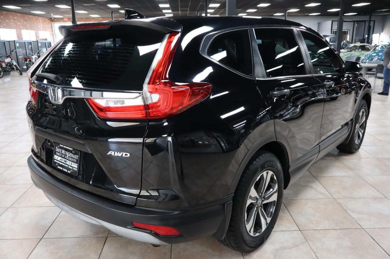 Honda CR-V Vehicle Full-screen Gallery Image 5