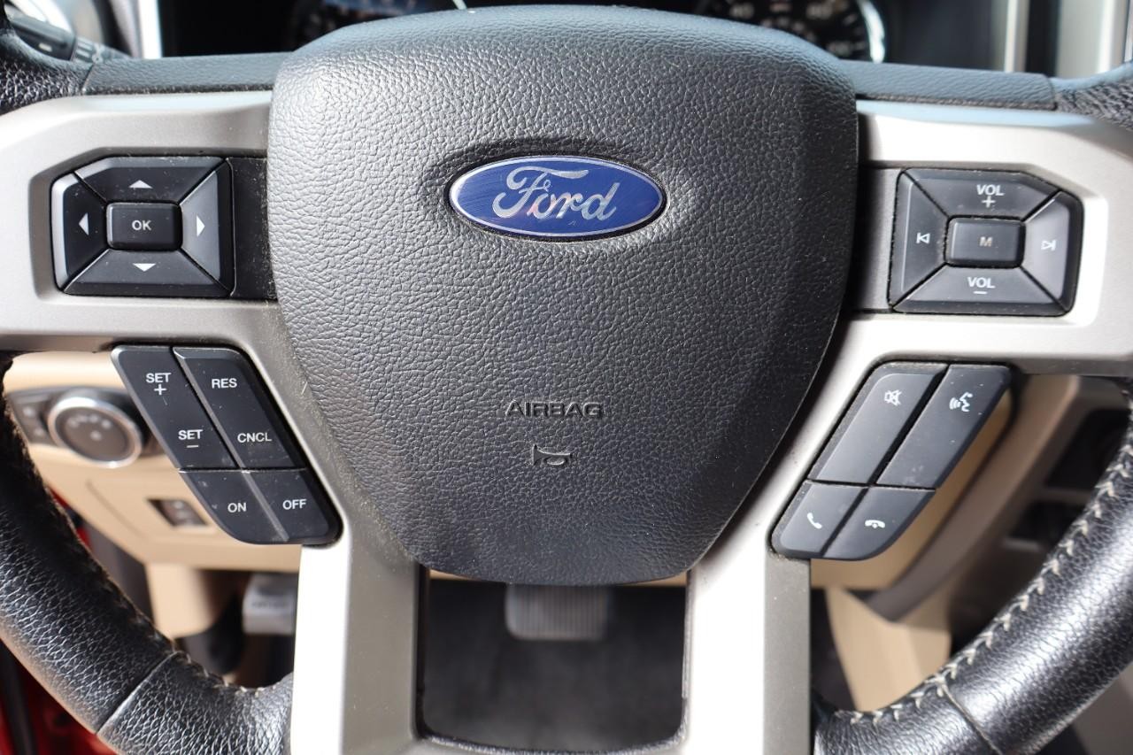 Ford F-150 Vehicle Full-screen Gallery Image 16