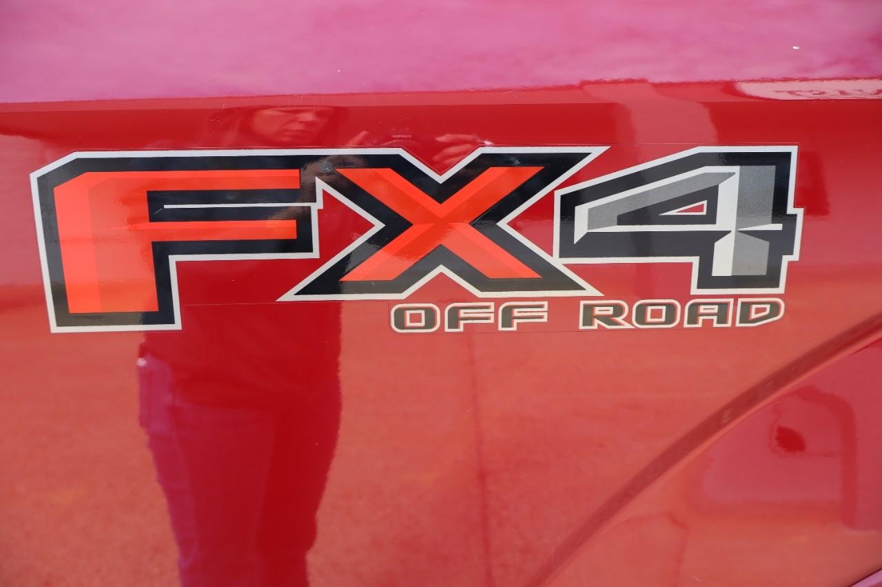 Ford F-150 Vehicle Full-screen Gallery Image 22