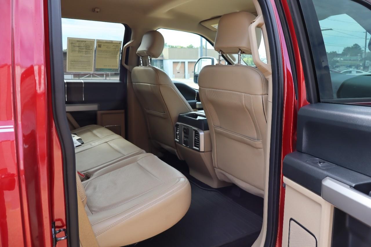 Ford F-150 Vehicle Full-screen Gallery Image 23