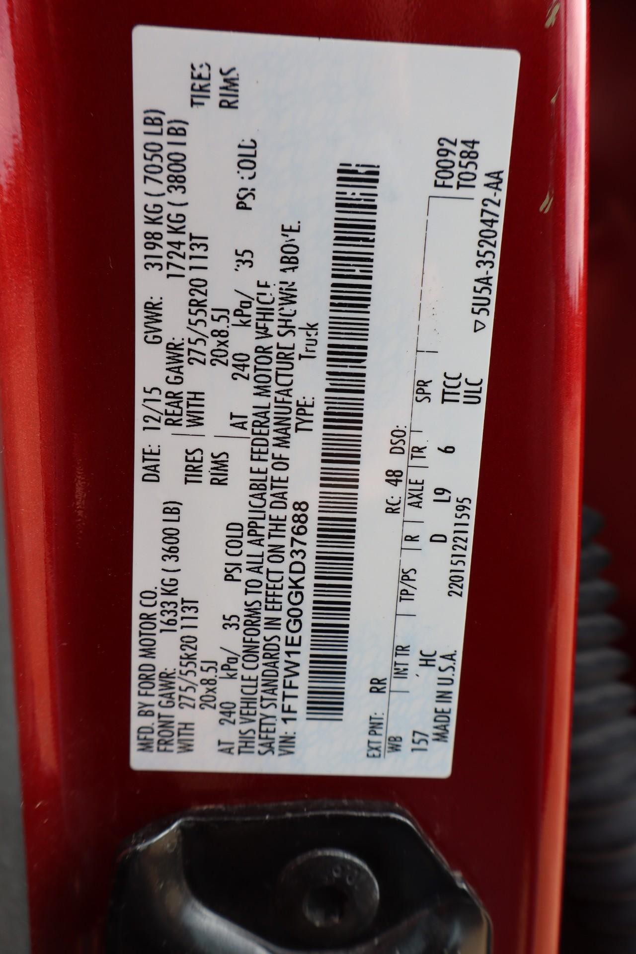 Ford F-150 Vehicle Full-screen Gallery Image 25