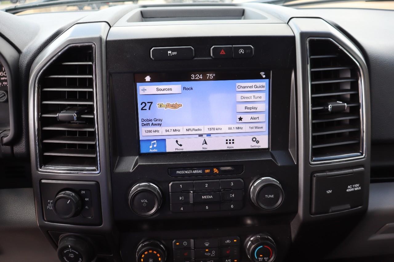 Ford F-150 Vehicle Full-screen Gallery Image 15