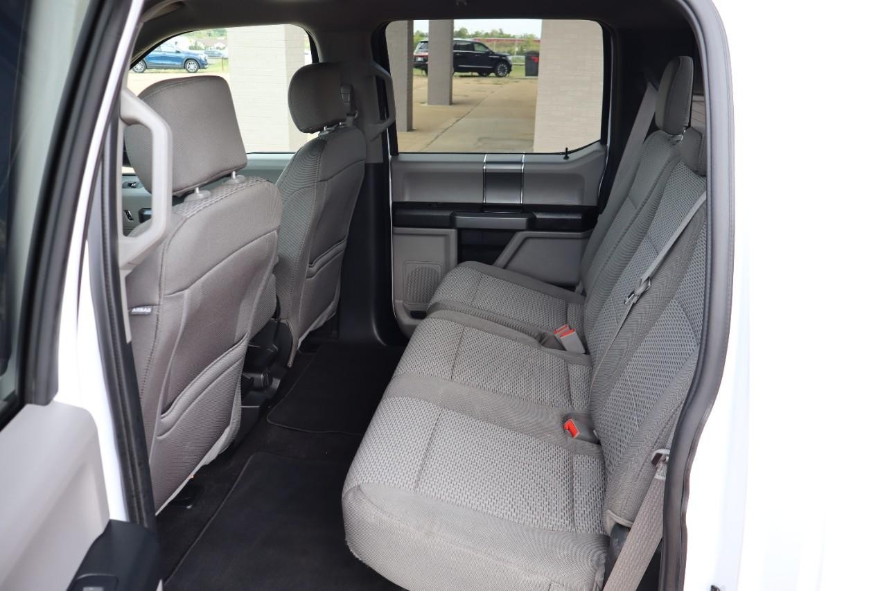 Ford F-150 Vehicle Full-screen Gallery Image 19