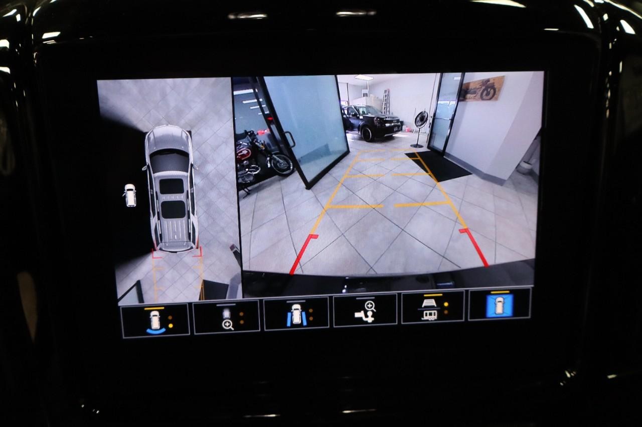 Chevrolet Traverse Vehicle Full-screen Gallery Image 14