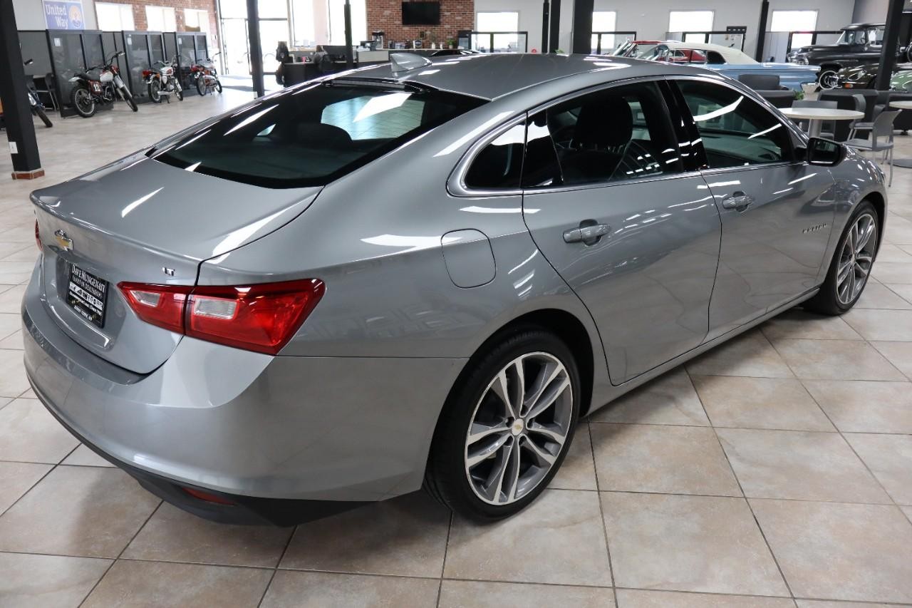 Chevrolet Malibu Vehicle Full-screen Gallery Image 5