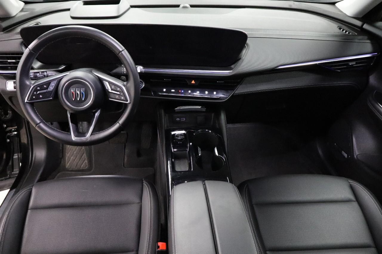 Buick Envision Vehicle Full-screen Gallery Image 11