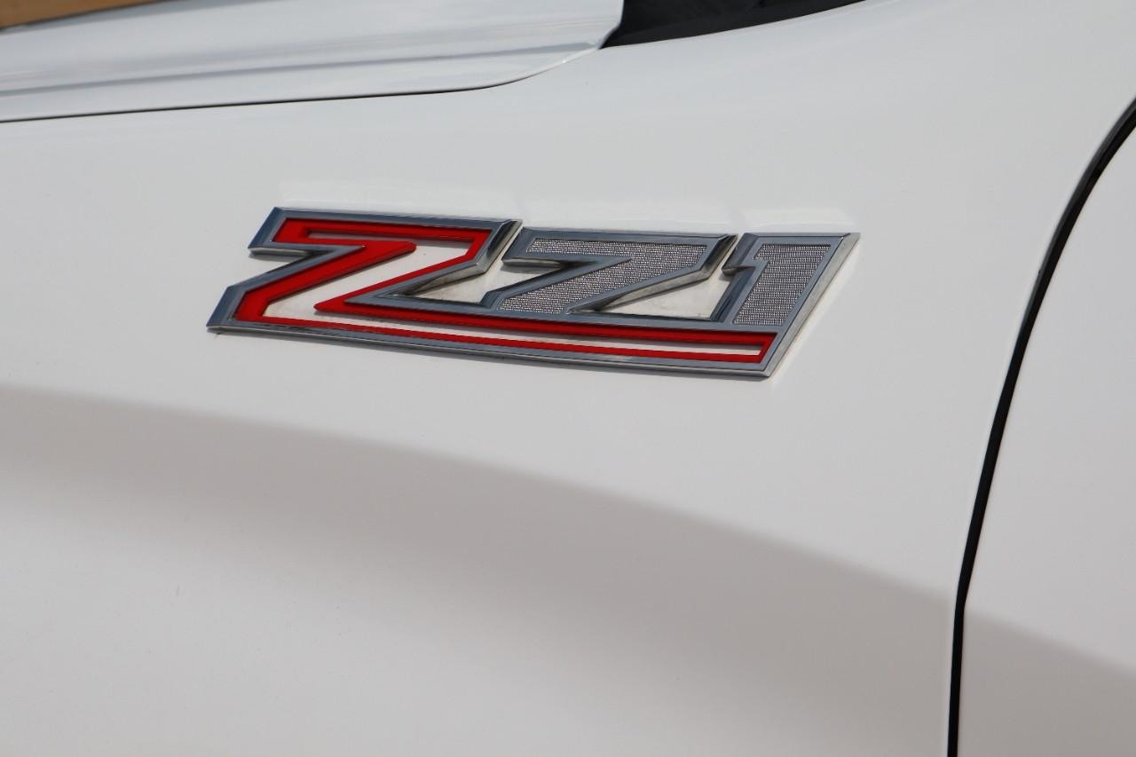 Chevrolet Silverado 1500 Vehicle Full-screen Gallery Image 11