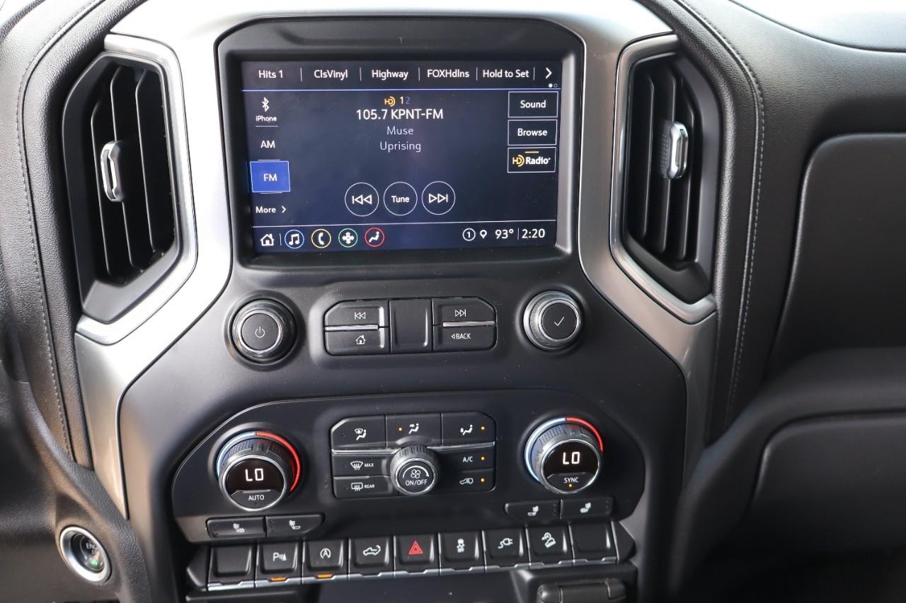 Chevrolet Silverado 1500 Vehicle Full-screen Gallery Image 18