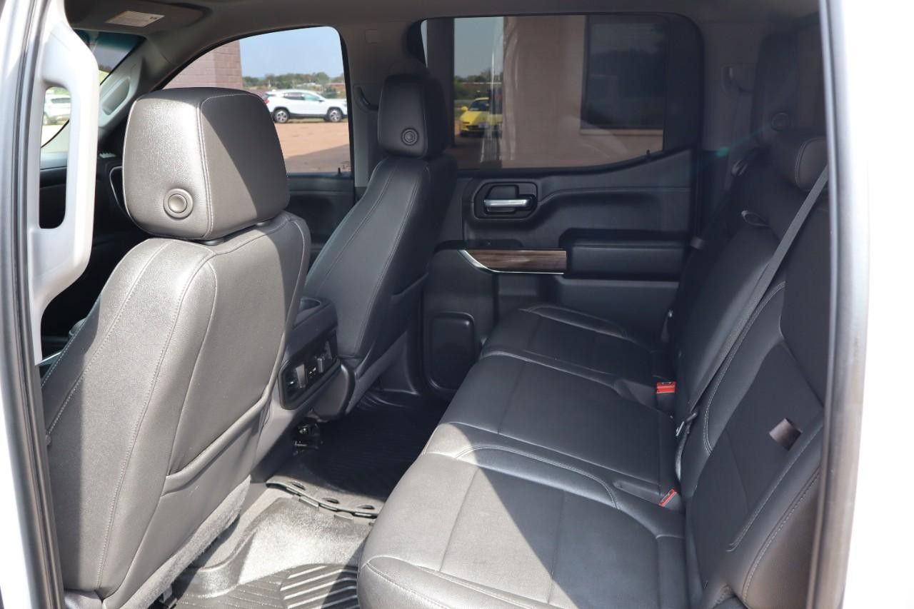 Chevrolet Silverado 1500 Vehicle Full-screen Gallery Image 21