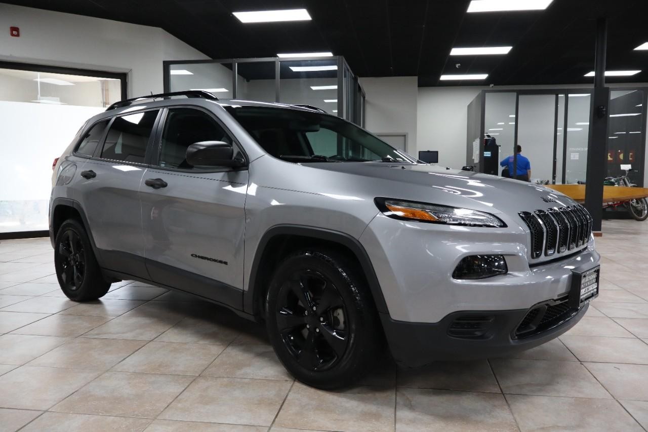 Jeep Cherokee Vehicle Full-screen Gallery Image 7