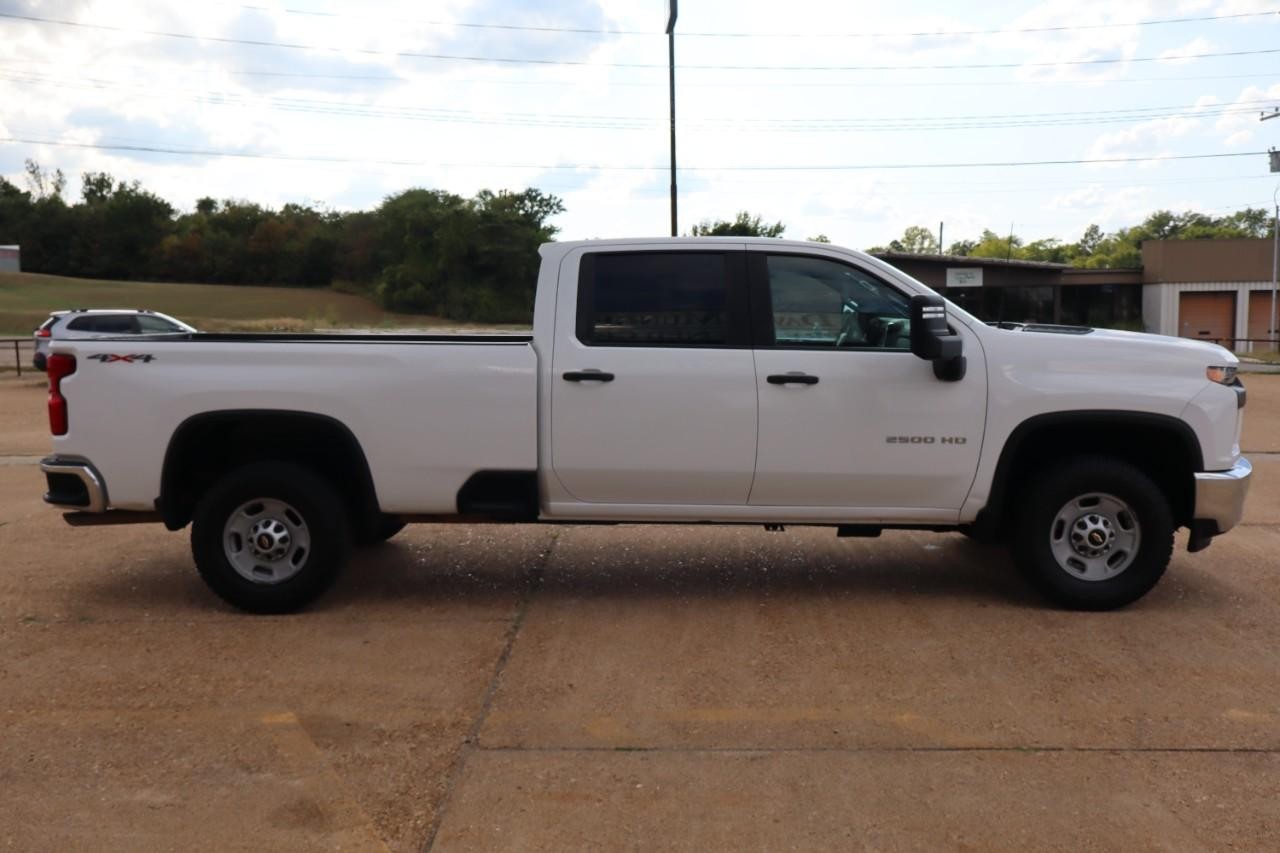 Chevrolet Silverado 2500HD Vehicle Full-screen Gallery Image 6