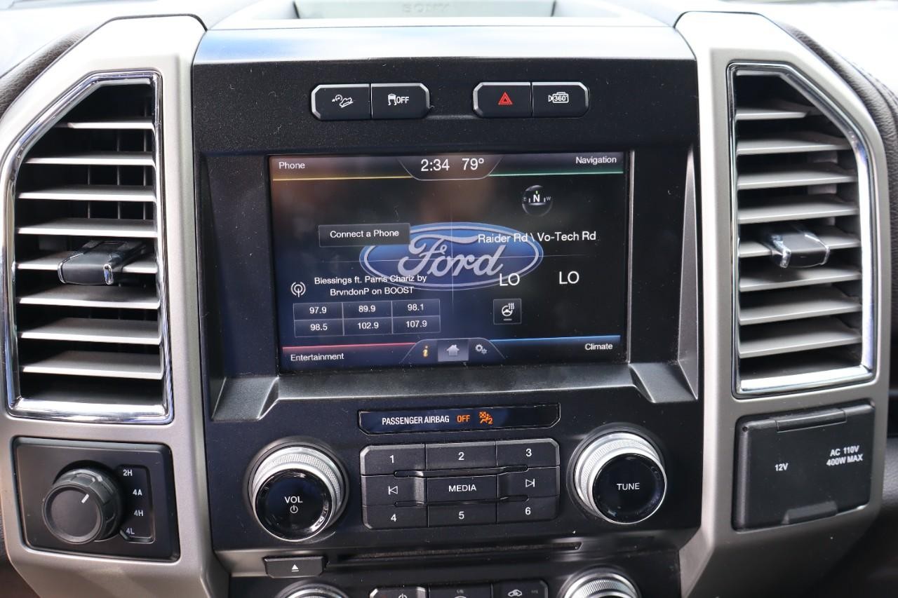 Ford F-150 Vehicle Full-screen Gallery Image 15