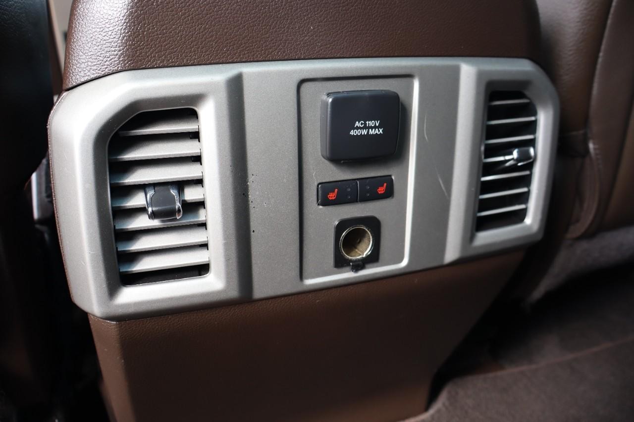 Ford F-150 Vehicle Full-screen Gallery Image 19