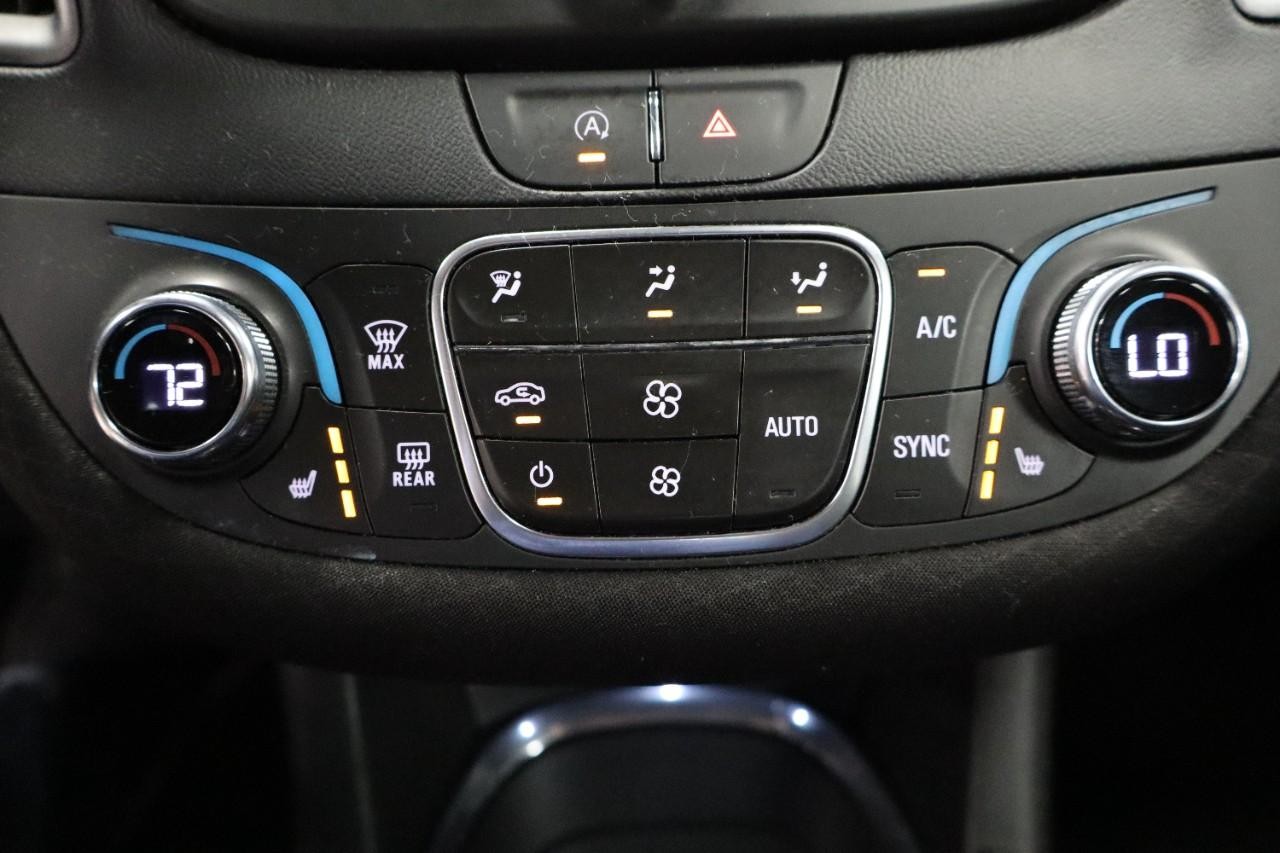 Chevrolet Malibu Vehicle Full-screen Gallery Image 16