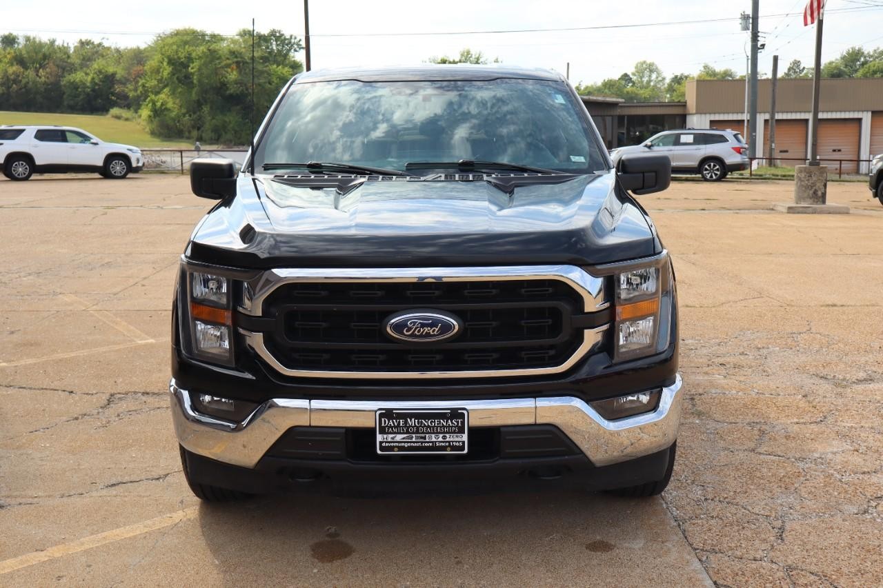 Ford F-150 Vehicle Full-screen Gallery Image 8