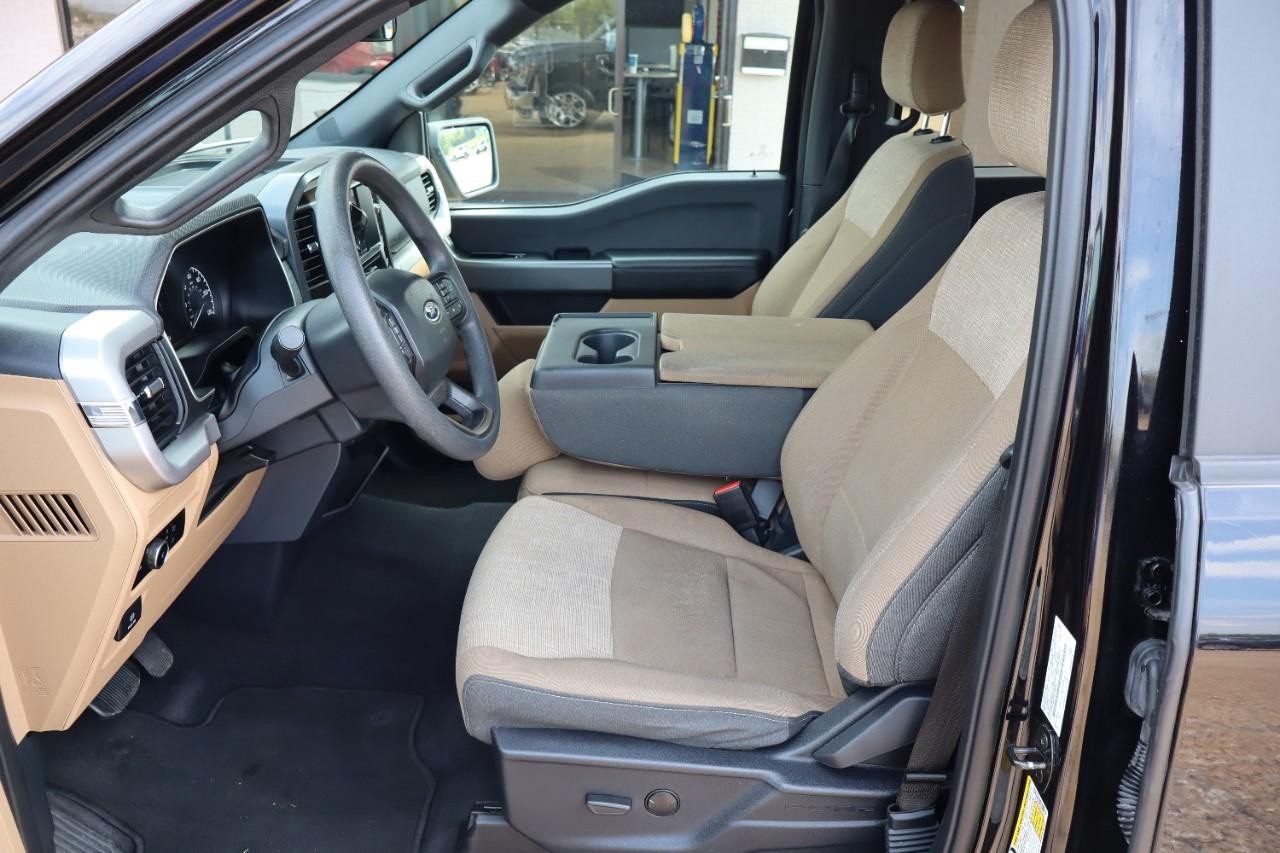 Ford F-150 Vehicle Full-screen Gallery Image 10