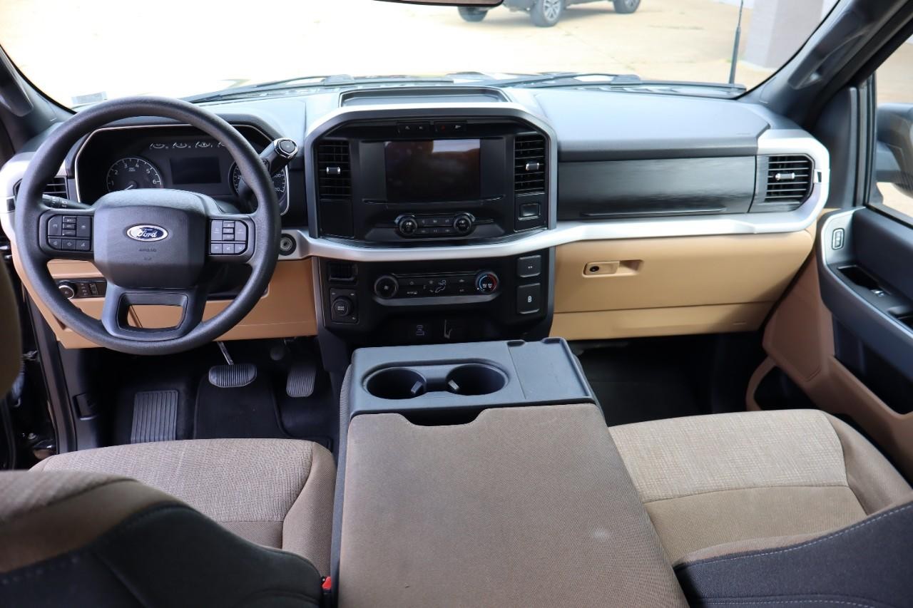 Ford F-150 Vehicle Full-screen Gallery Image 13