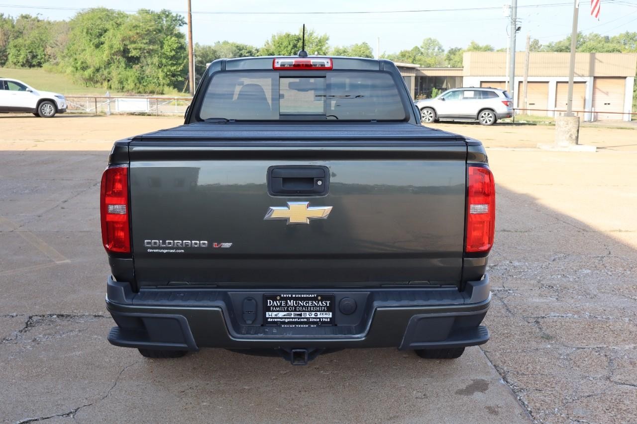 Chevrolet Colorado Vehicle Full-screen Gallery Image 4