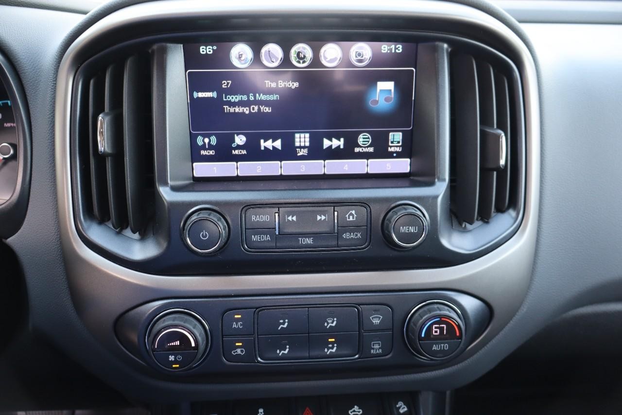 Chevrolet Colorado Vehicle Full-screen Gallery Image 14