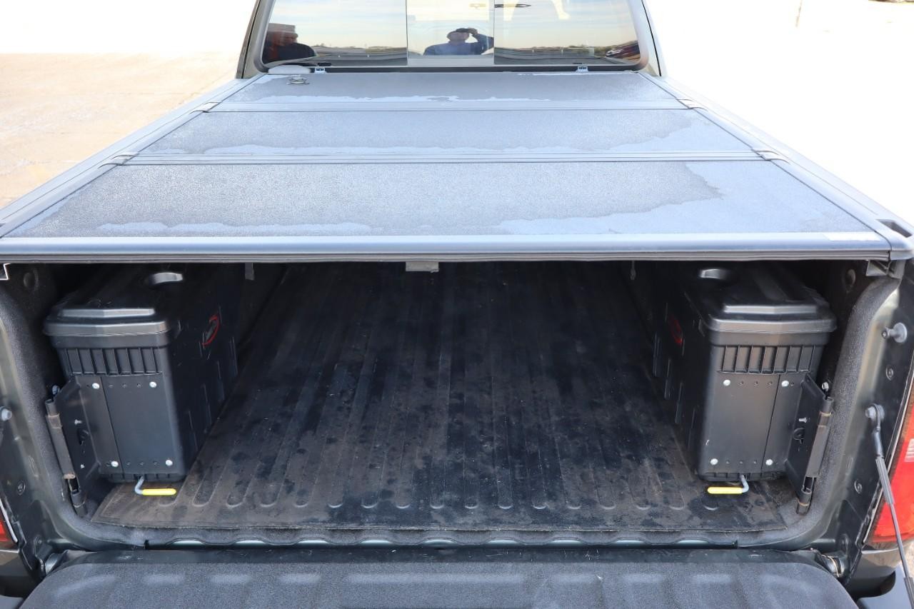 Chevrolet Colorado Vehicle Full-screen Gallery Image 19