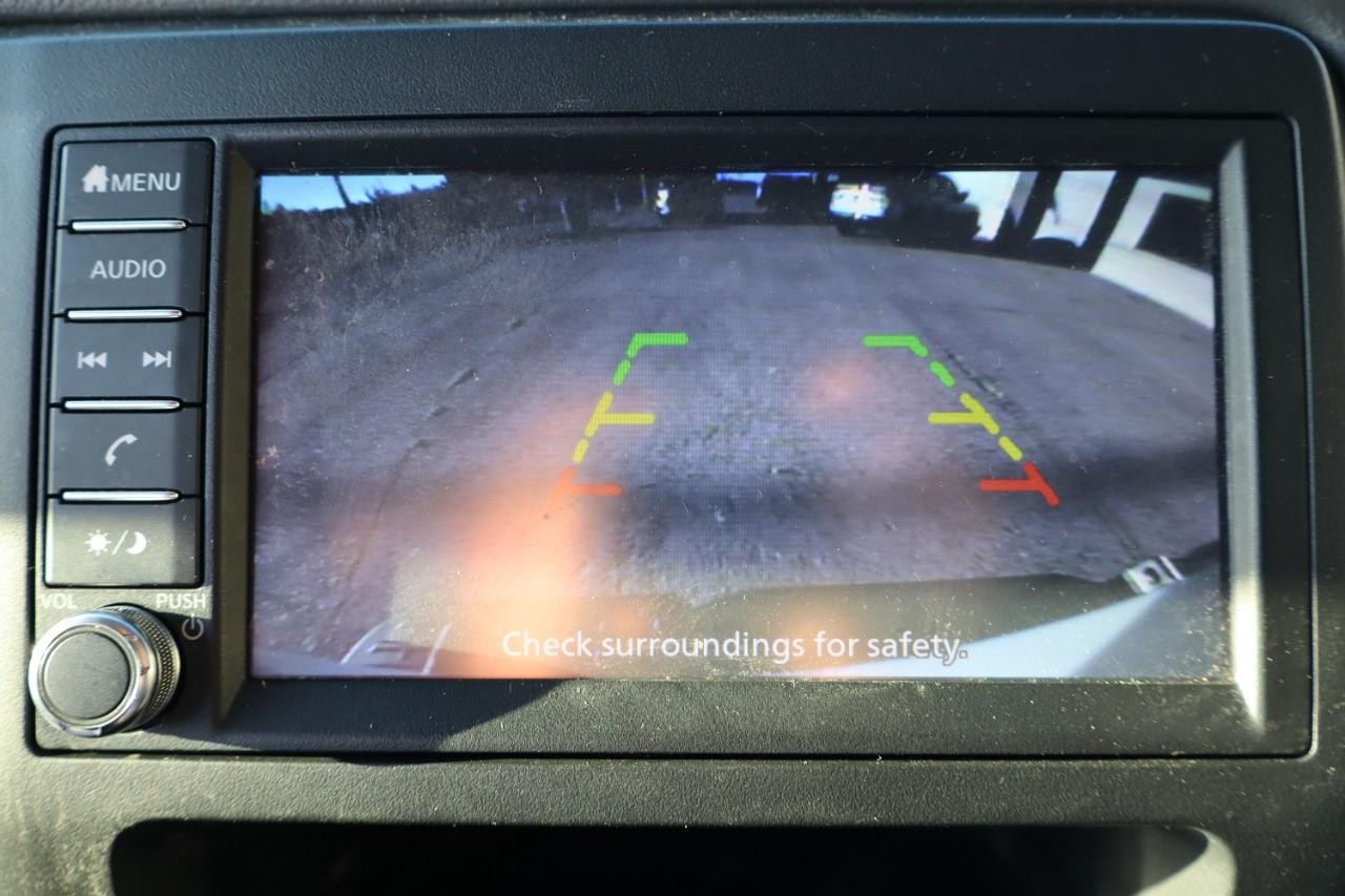 Nissan NV Cargo Vehicle Full-screen Gallery Image 12