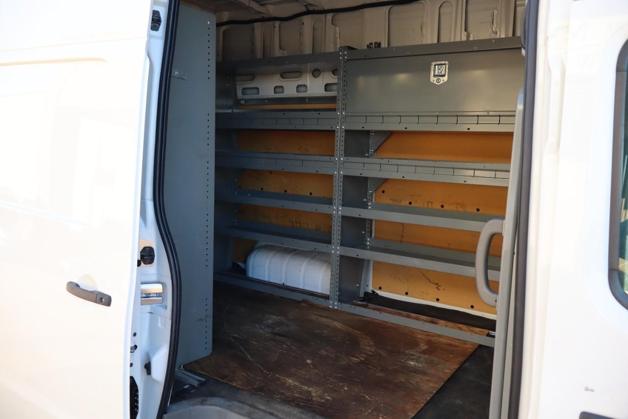 Nissan NV Cargo Vehicle Full-screen Gallery Image 19