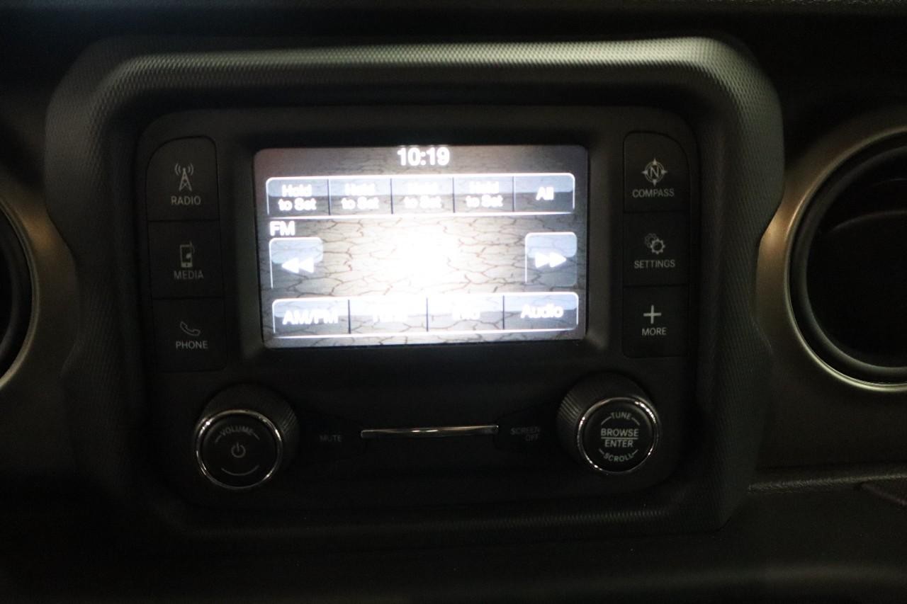 Jeep Wrangler Unlimited Vehicle Full-screen Gallery Image 15