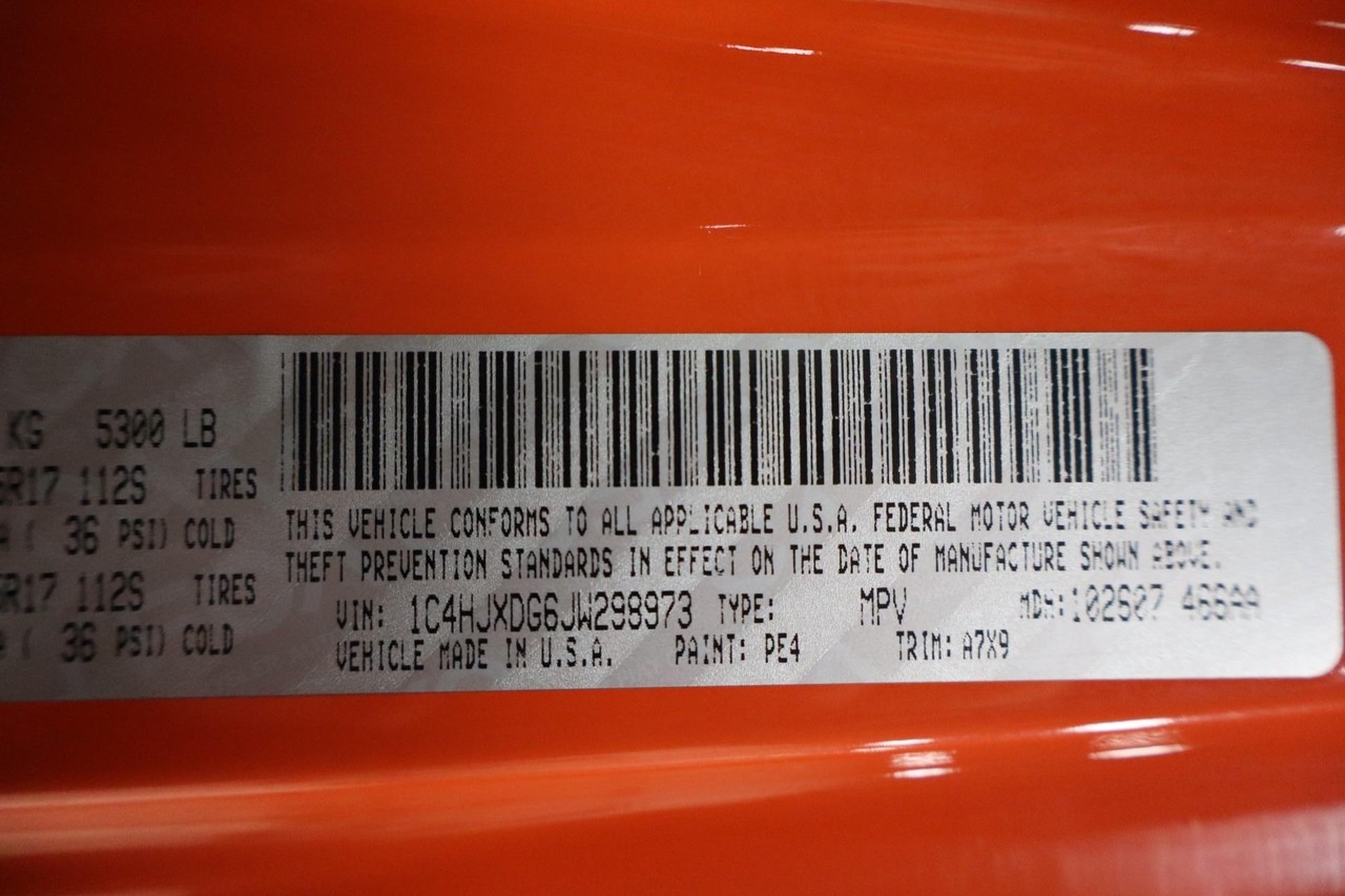 Jeep Wrangler Unlimited Vehicle Full-screen Gallery Image 19