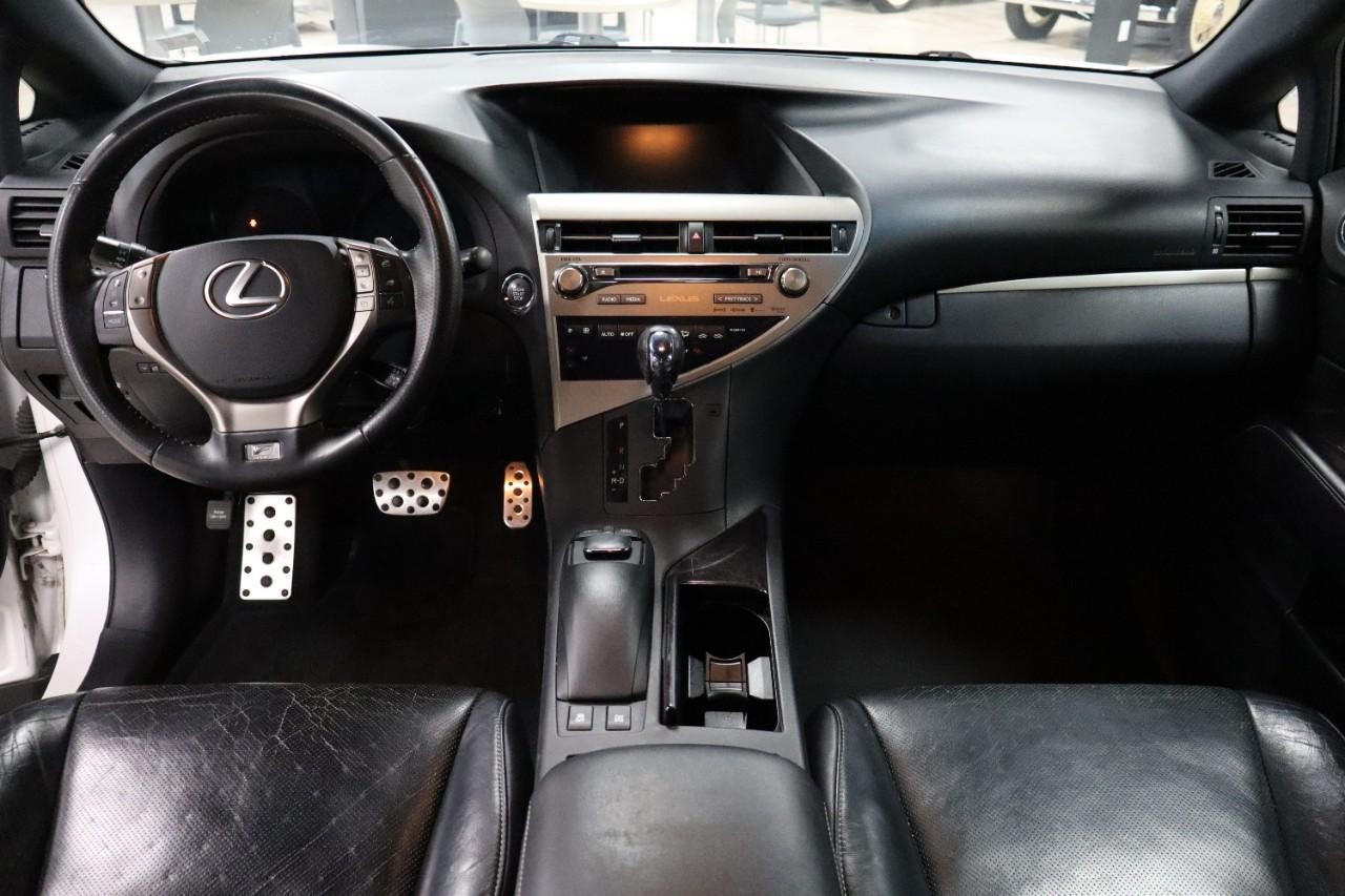 Lexus RX 350 Vehicle Full-screen Gallery Image 12