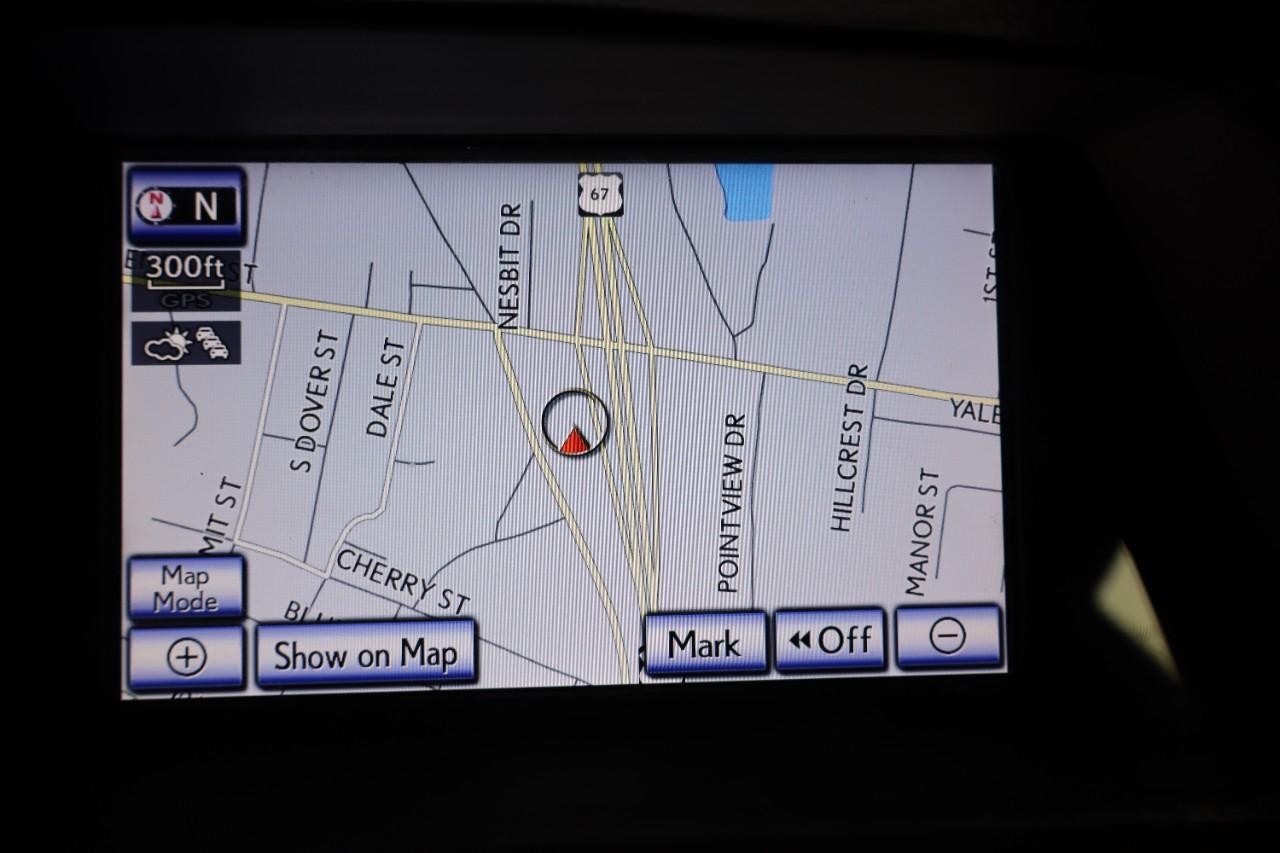 Lexus RX 350 Vehicle Full-screen Gallery Image 16