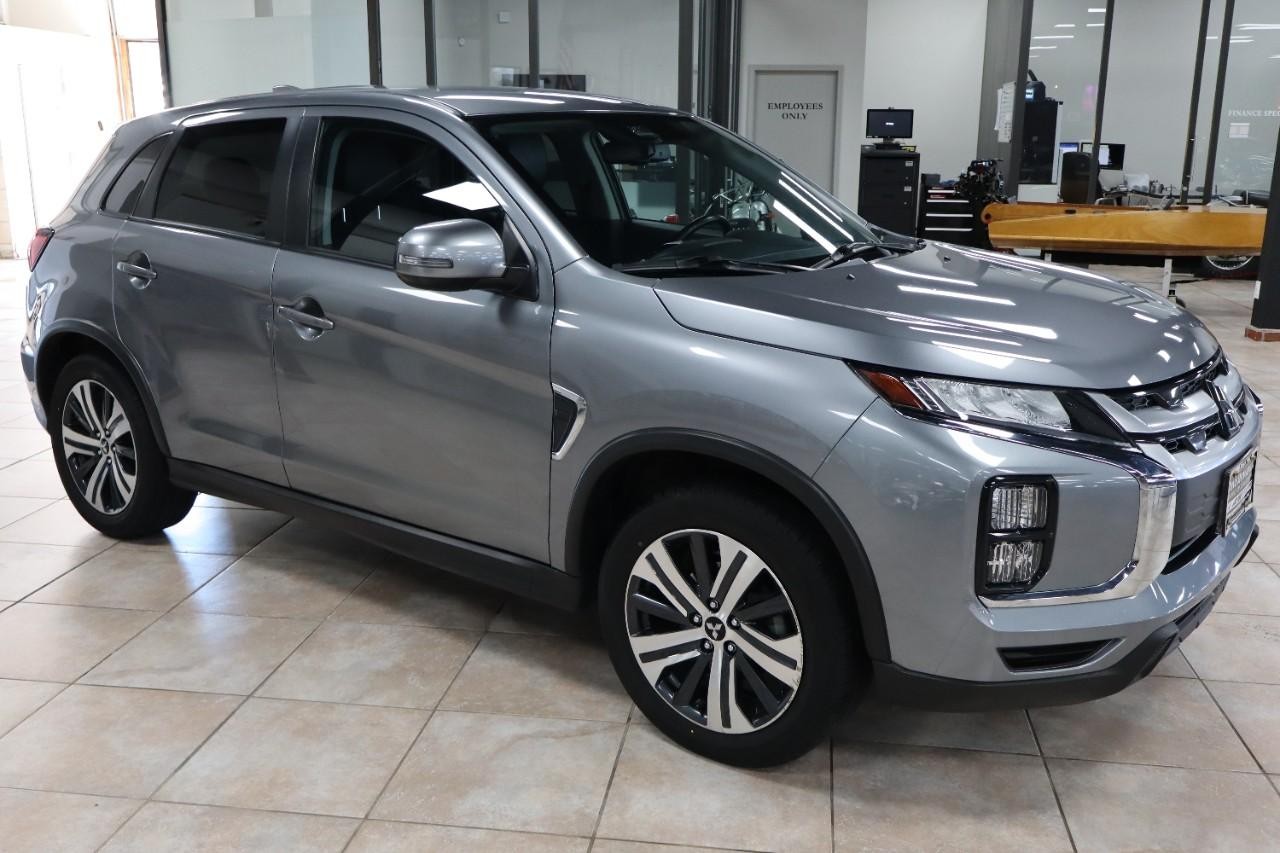 Mitsubishi Outlander Sport Vehicle Full-screen Gallery Image 7