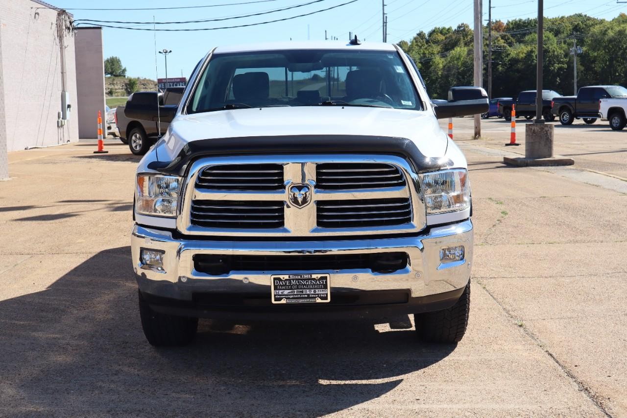 Ram 2500 Vehicle Full-screen Gallery Image 10