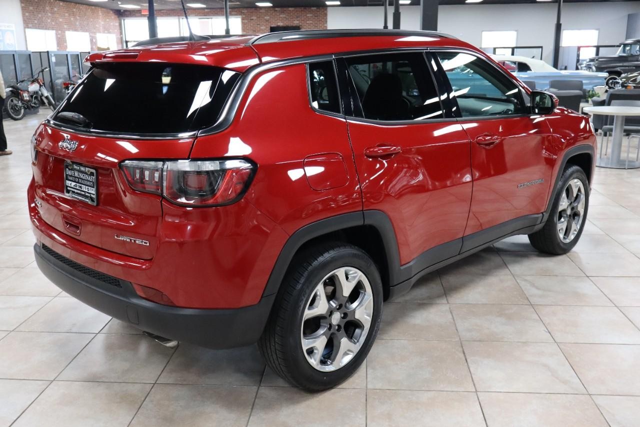 Jeep Compass Vehicle Full-screen Gallery Image 5