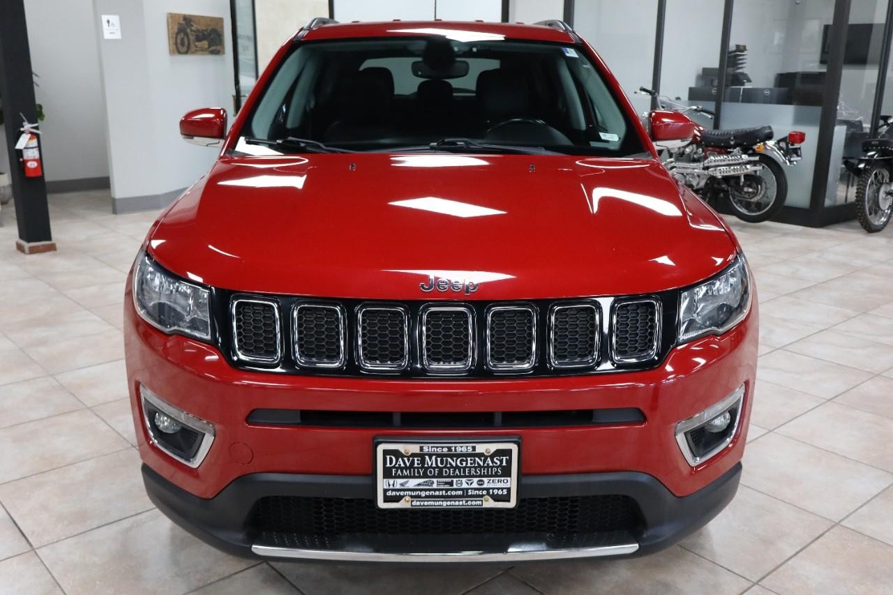 Jeep Compass Vehicle Full-screen Gallery Image 8