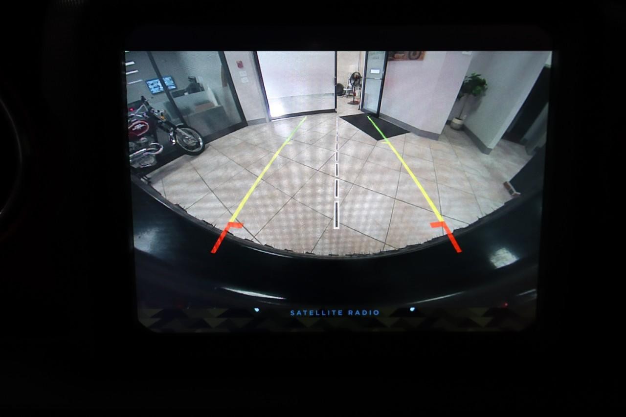 Jeep Wrangler Unlimited Vehicle Full-screen Gallery Image 16