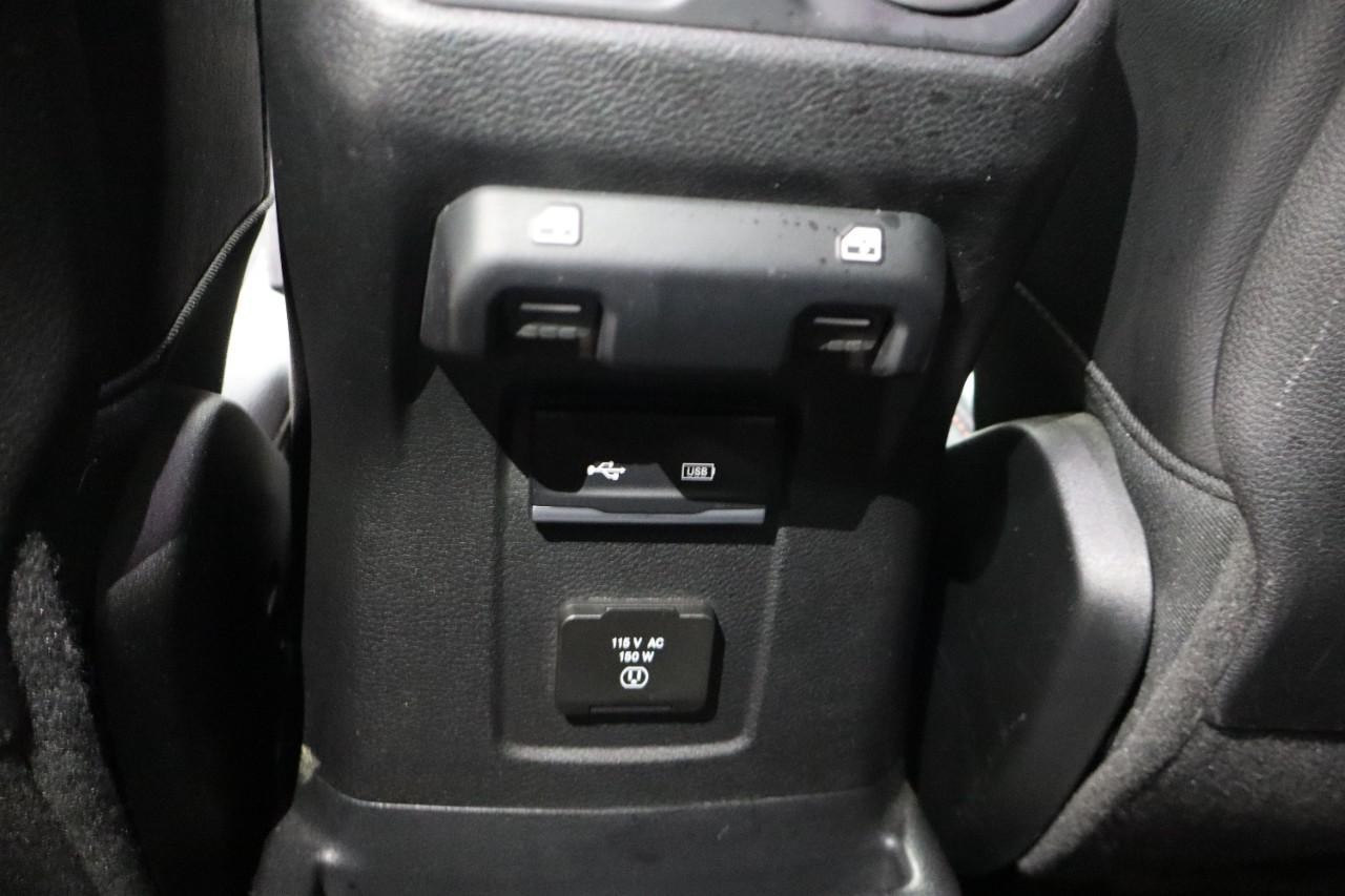 Jeep Wrangler Unlimited Vehicle Full-screen Gallery Image 19