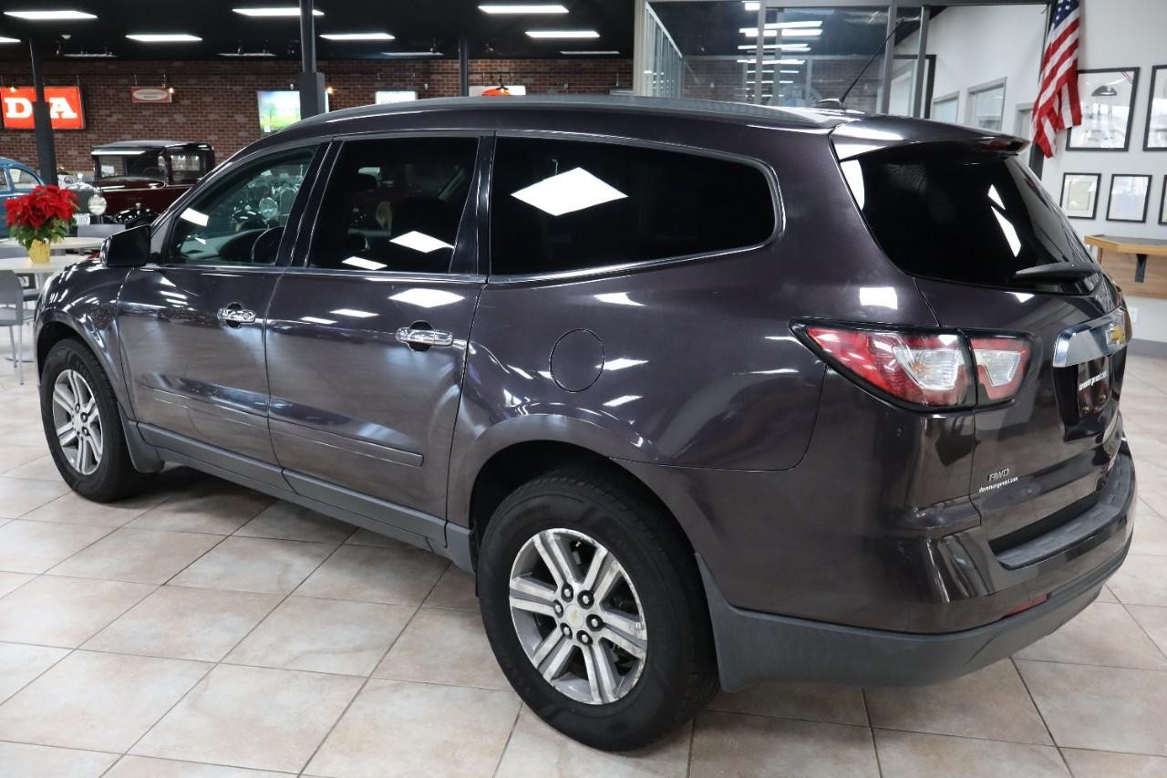 Chevrolet Traverse Vehicle Full-screen Gallery Image 3