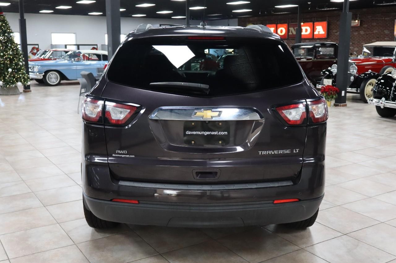 Chevrolet Traverse Vehicle Full-screen Gallery Image 4