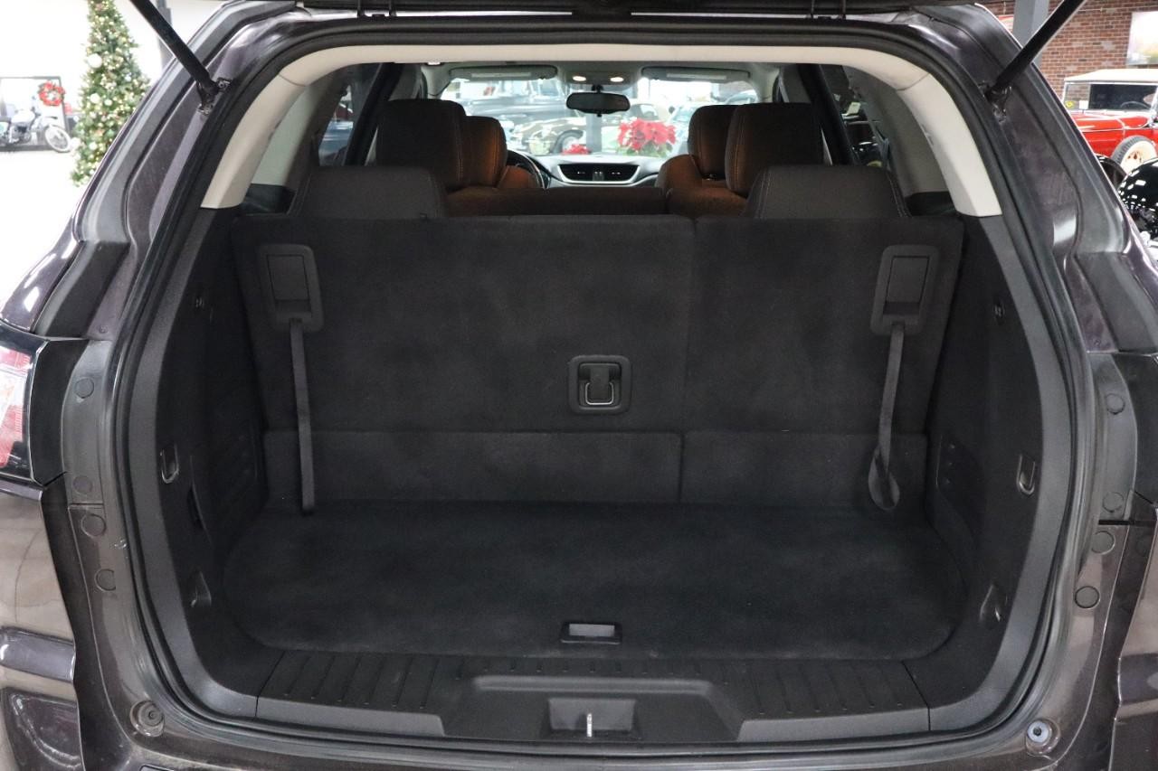 Chevrolet Traverse Vehicle Full-screen Gallery Image 21