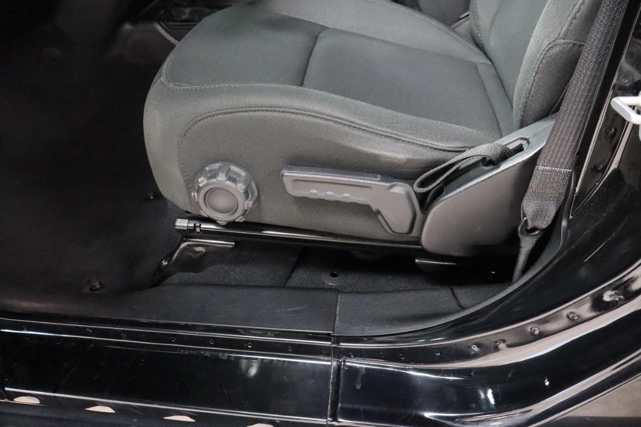 Jeep Wrangler Unlimited Vehicle Full-screen Gallery Image 11