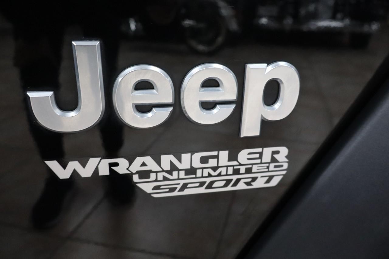 Jeep Wrangler Unlimited Vehicle Full-screen Gallery Image 25