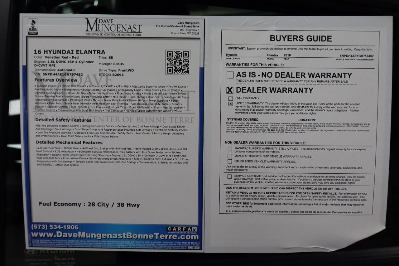 Hyundai Elantra Vehicle Full-screen Gallery Image 20