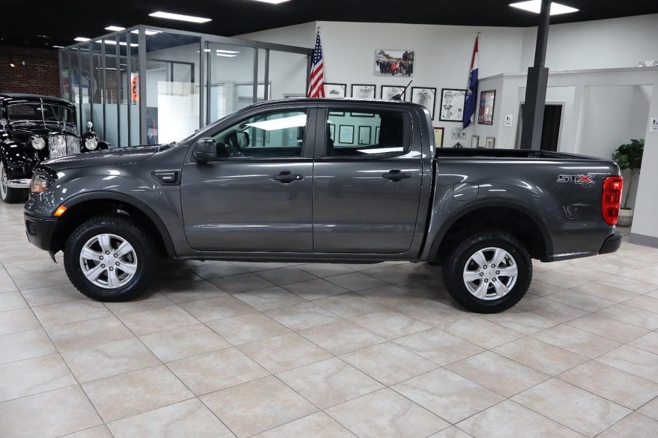 Ford Ranger Vehicle Full-screen Gallery Image 2