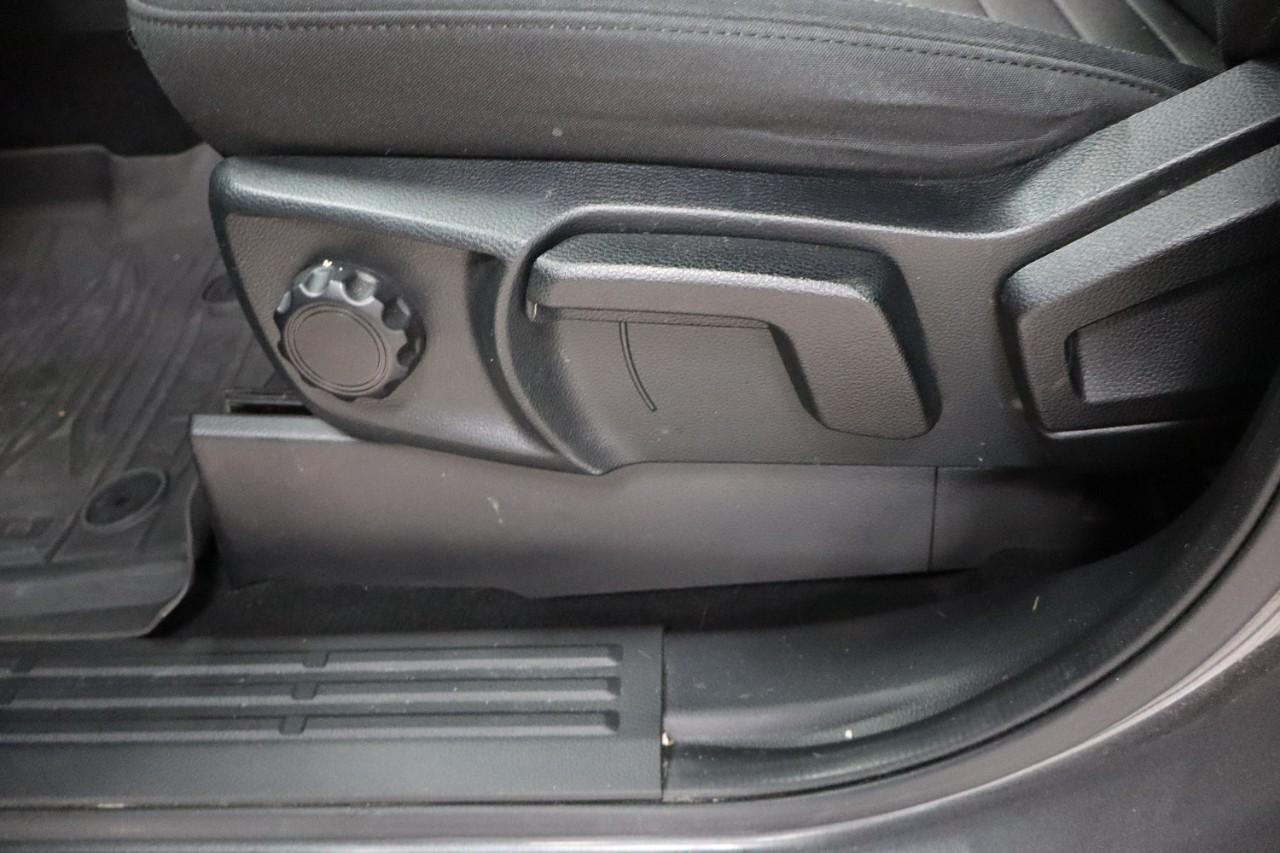 Ford Ranger Vehicle Full-screen Gallery Image 10