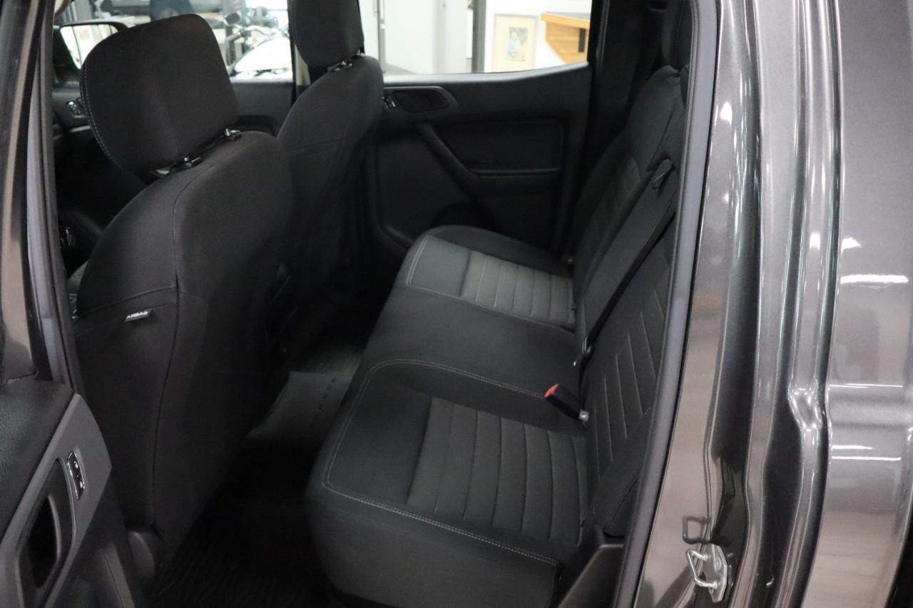 Ford Ranger Vehicle Full-screen Gallery Image 17