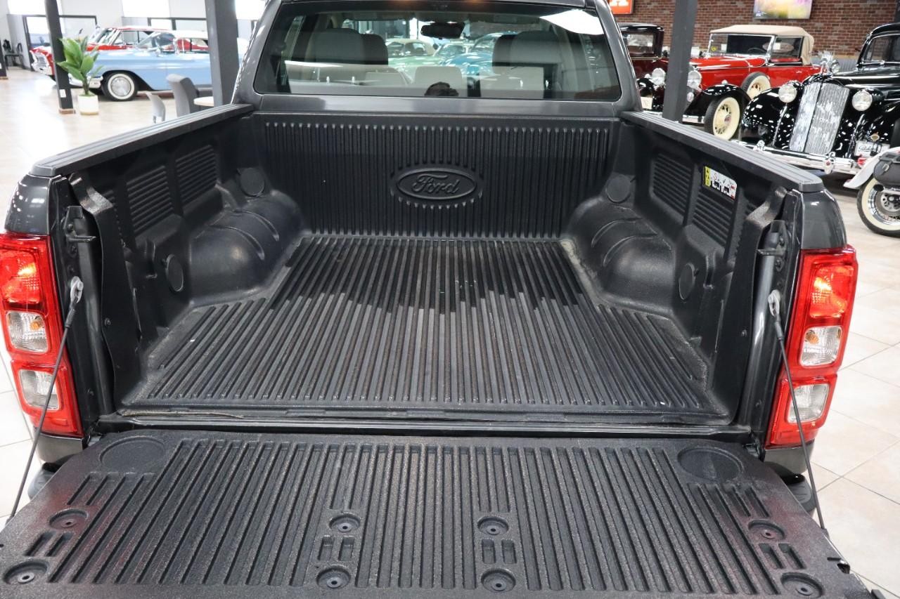 Ford Ranger Vehicle Full-screen Gallery Image 20