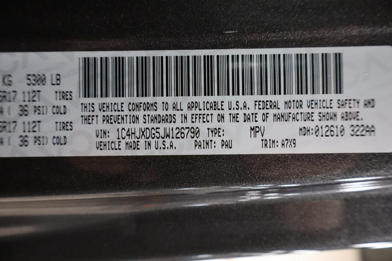 Jeep Wrangler Unlimited Vehicle Full-screen Gallery Image 19