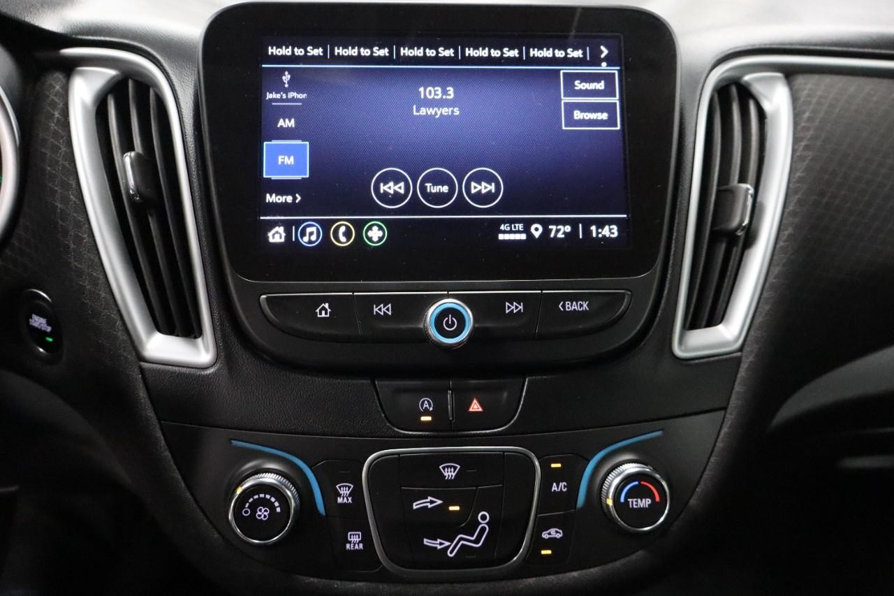 Chevrolet Malibu Vehicle Full-screen Gallery Image 14